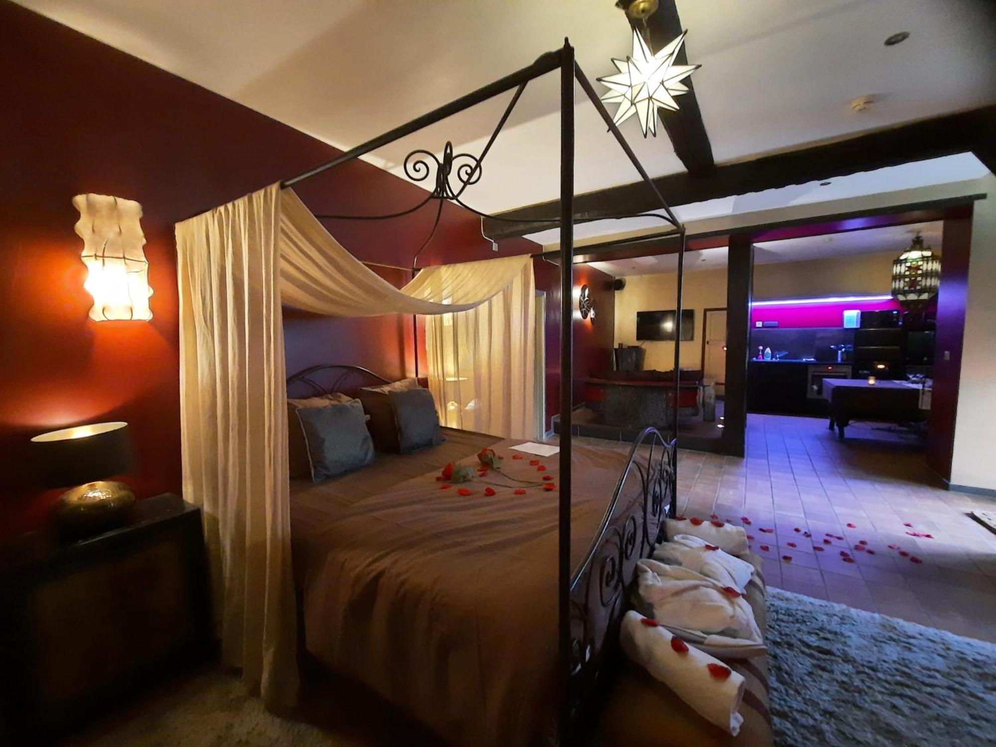 Le Clos Des Thermes De Luxe Avec Wellness Privatif Bed & Breakfast *